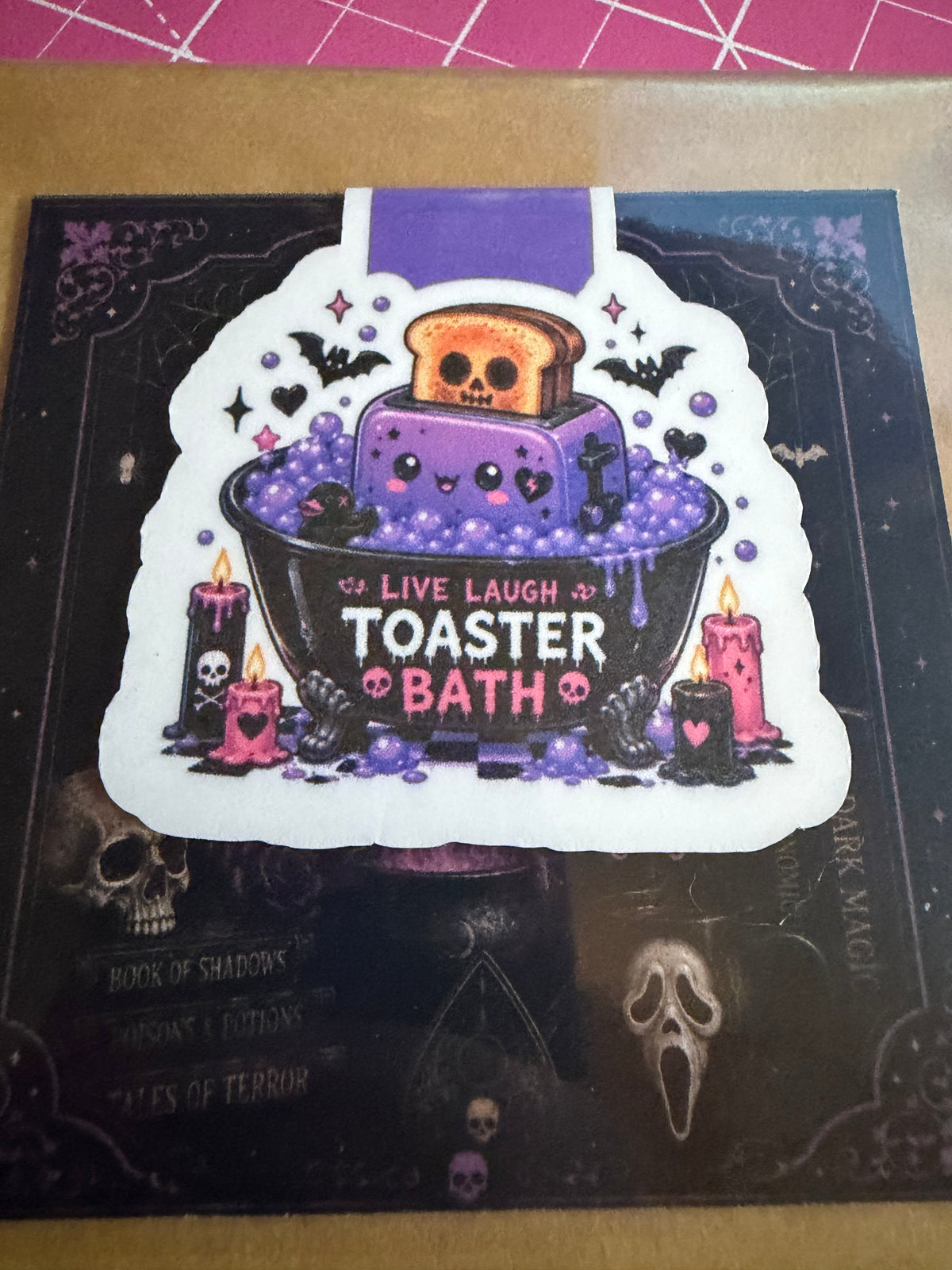 Magnetic bookmark Toaster