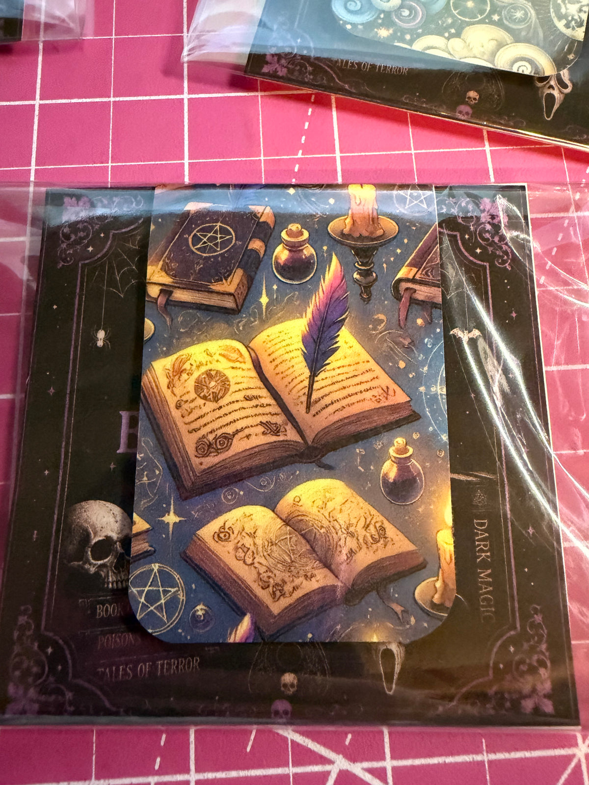 Magnetic bookmark witchcraft