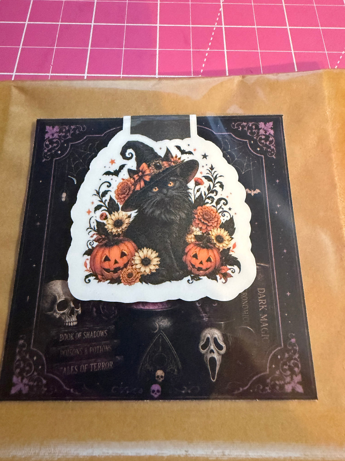 Magnetic bookmark black cats