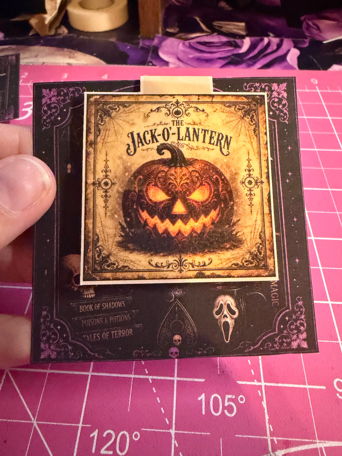 Magnetic bookmark pumpkins